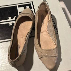 Frye, Riley Artisan Ballet Flat, bone, size 7, never worn